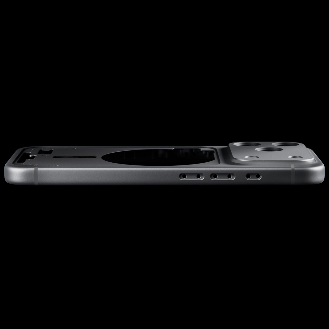 Apple iPhone 17 Pro aluminum unibody design